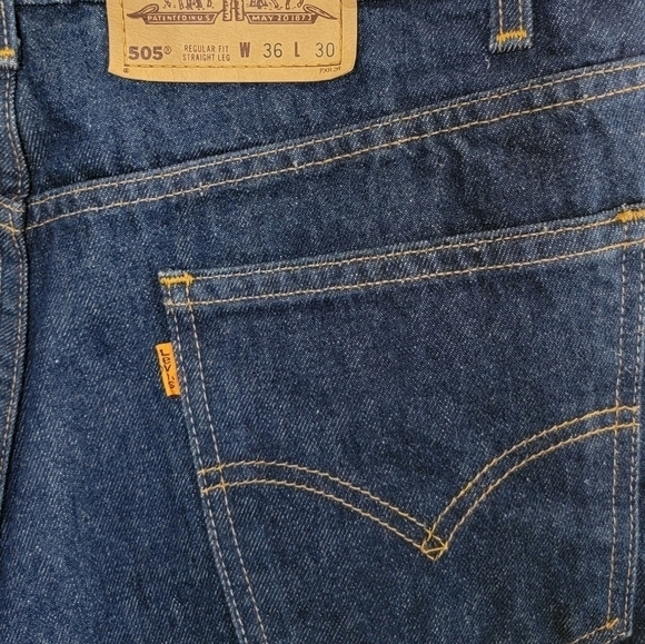 Vintage Levi's | 505 Straight Leg Regular Fit Orange Tab Jeans - Picture 5 of 6